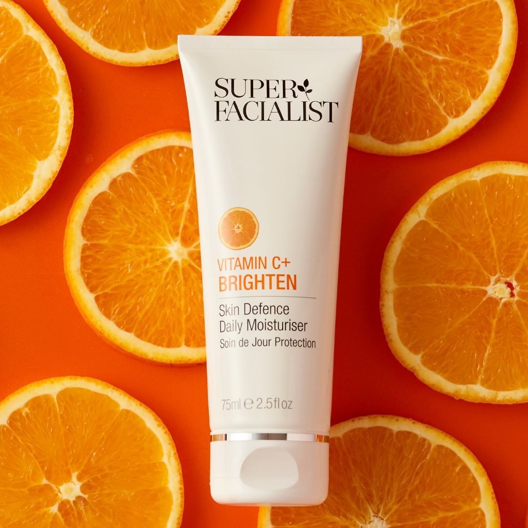 Super facialist Vitamin C skin defense Daily Moisturizer, Moisturizing Day Cream, with vitamin C: UVA/UVB protection, 75ml